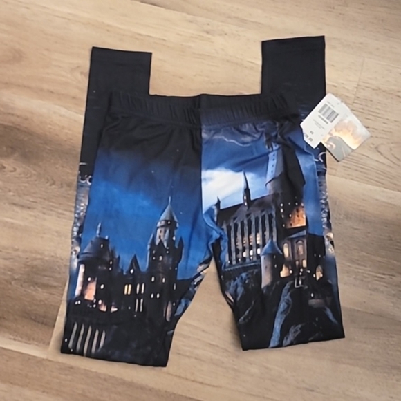 NWT Hot Topic Hogwarts Harry Potter Super Soft Leggings XS - Picture 5 of 5